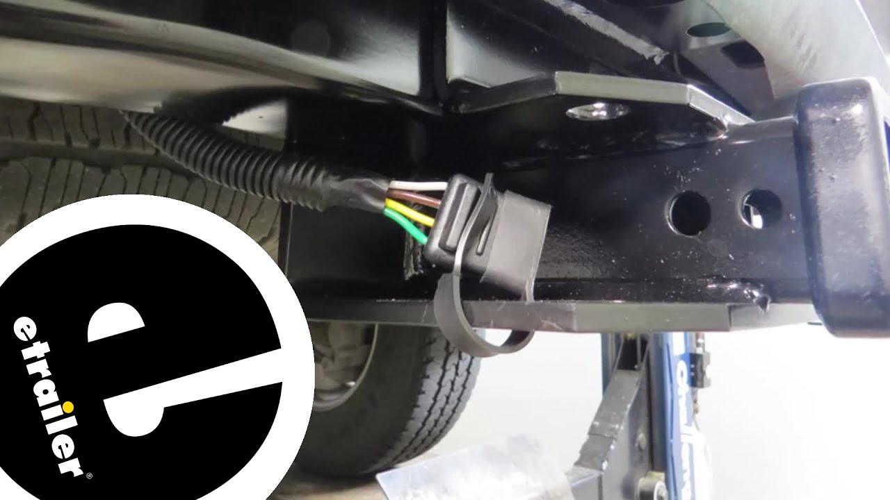 curt t-connector vehicle wiring harness with 4-pole flat trailer connector