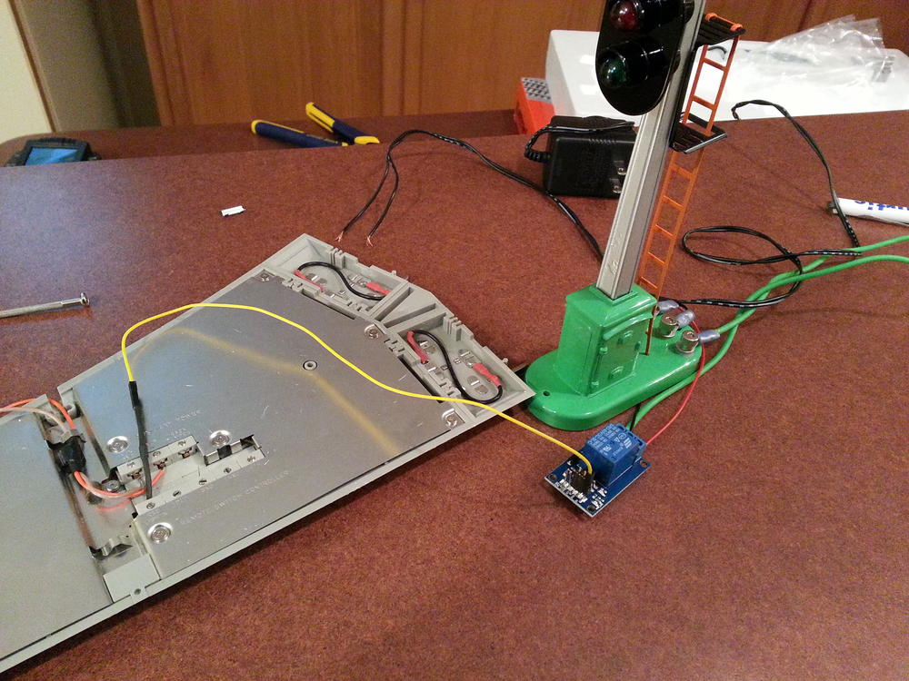 lionel 153 block signal wiring