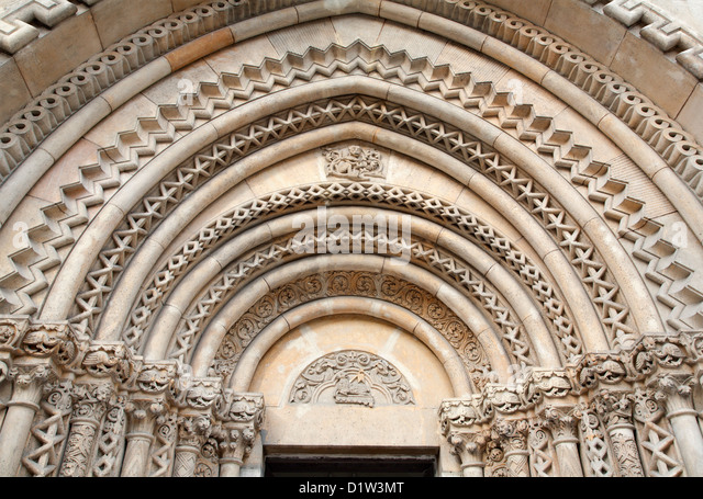 romanesque church portal diagram