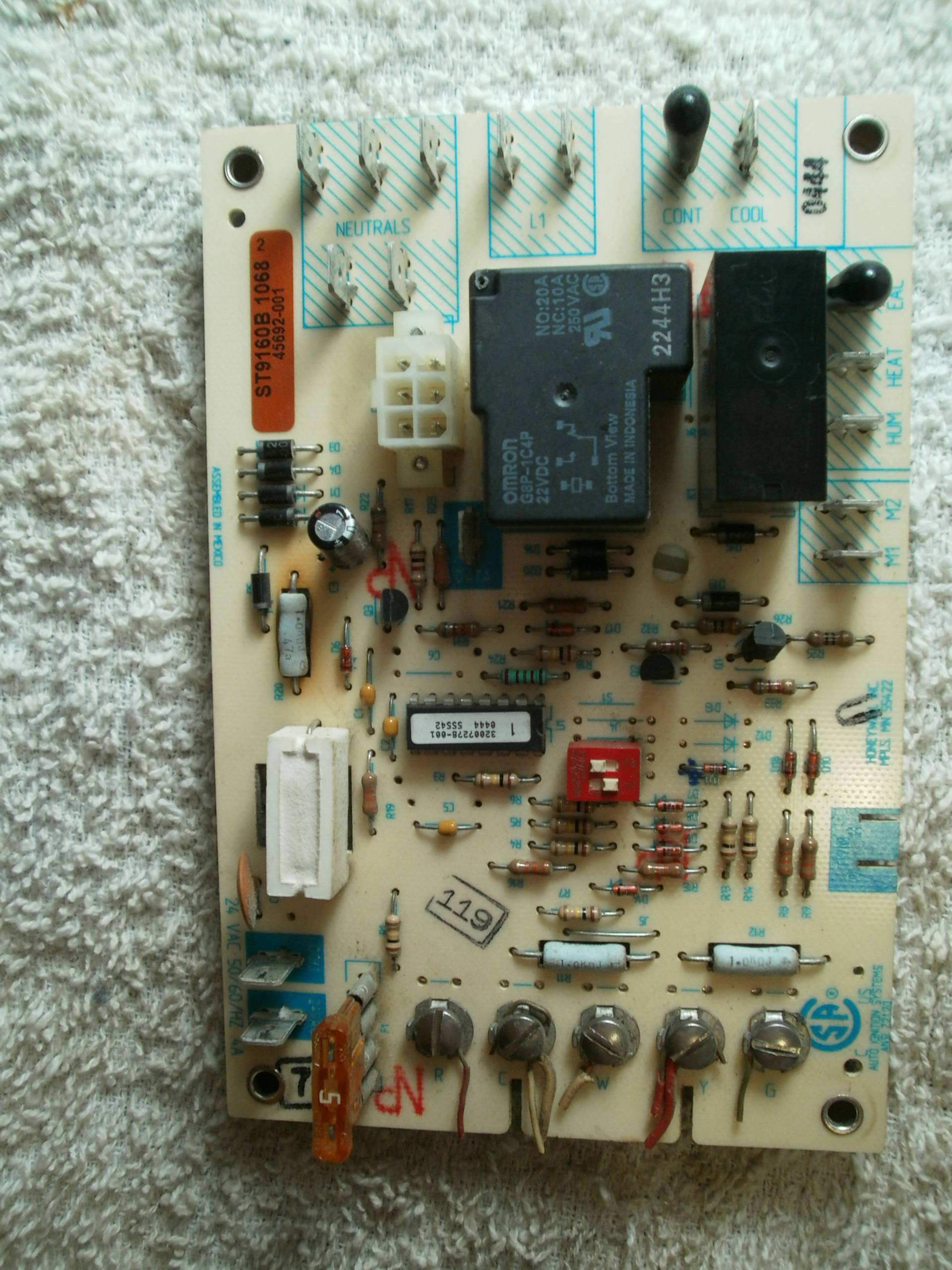 st9160b1068 wiring diagram
