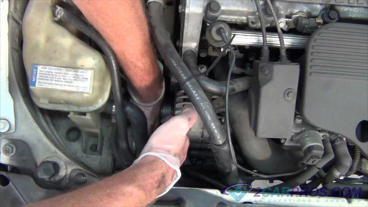 How to Replace the Serpentine Belt on a 2002 Pontiac Sunfire