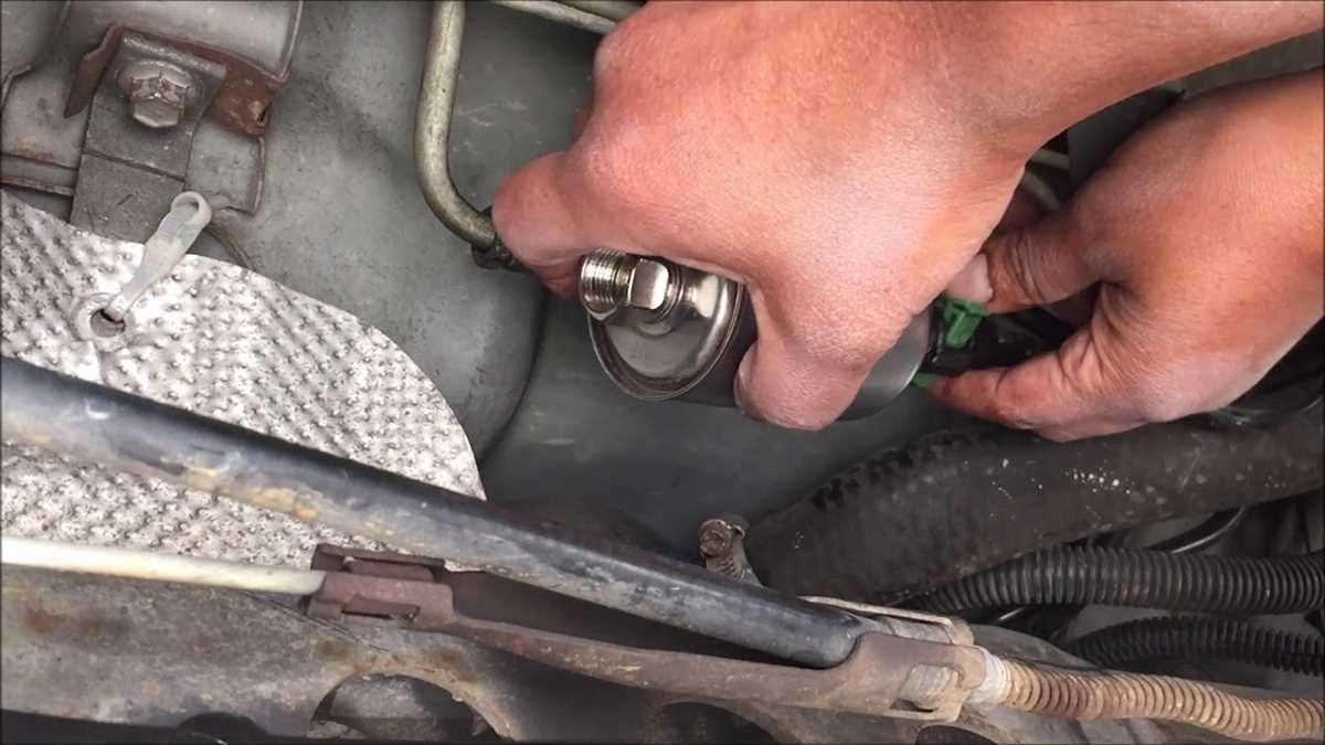 How to Find a Fuel Line Diagram for a 2005 Chevy Cobalt