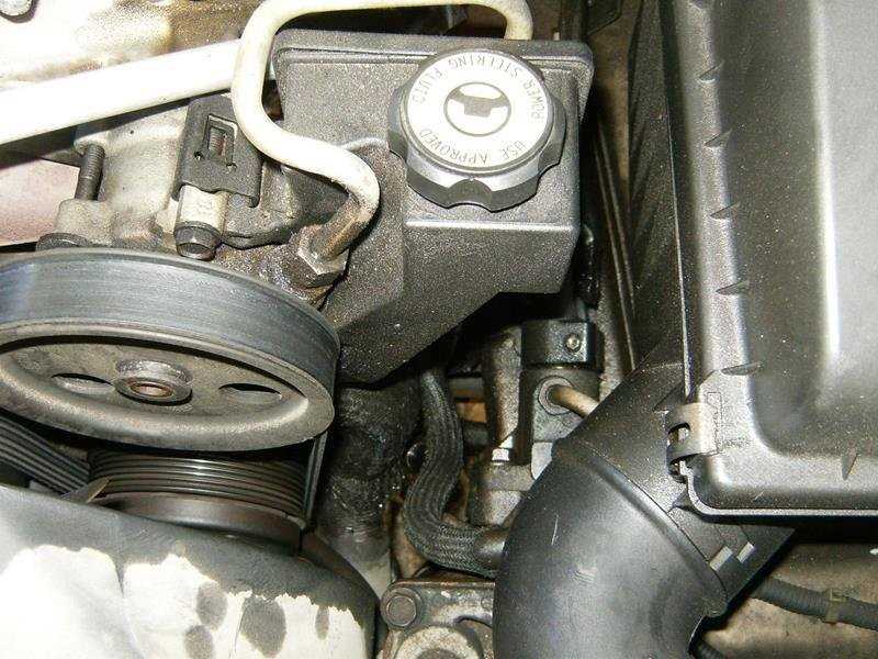 Identifying the Power Steering Hose in a 2002 Chevy Silverado