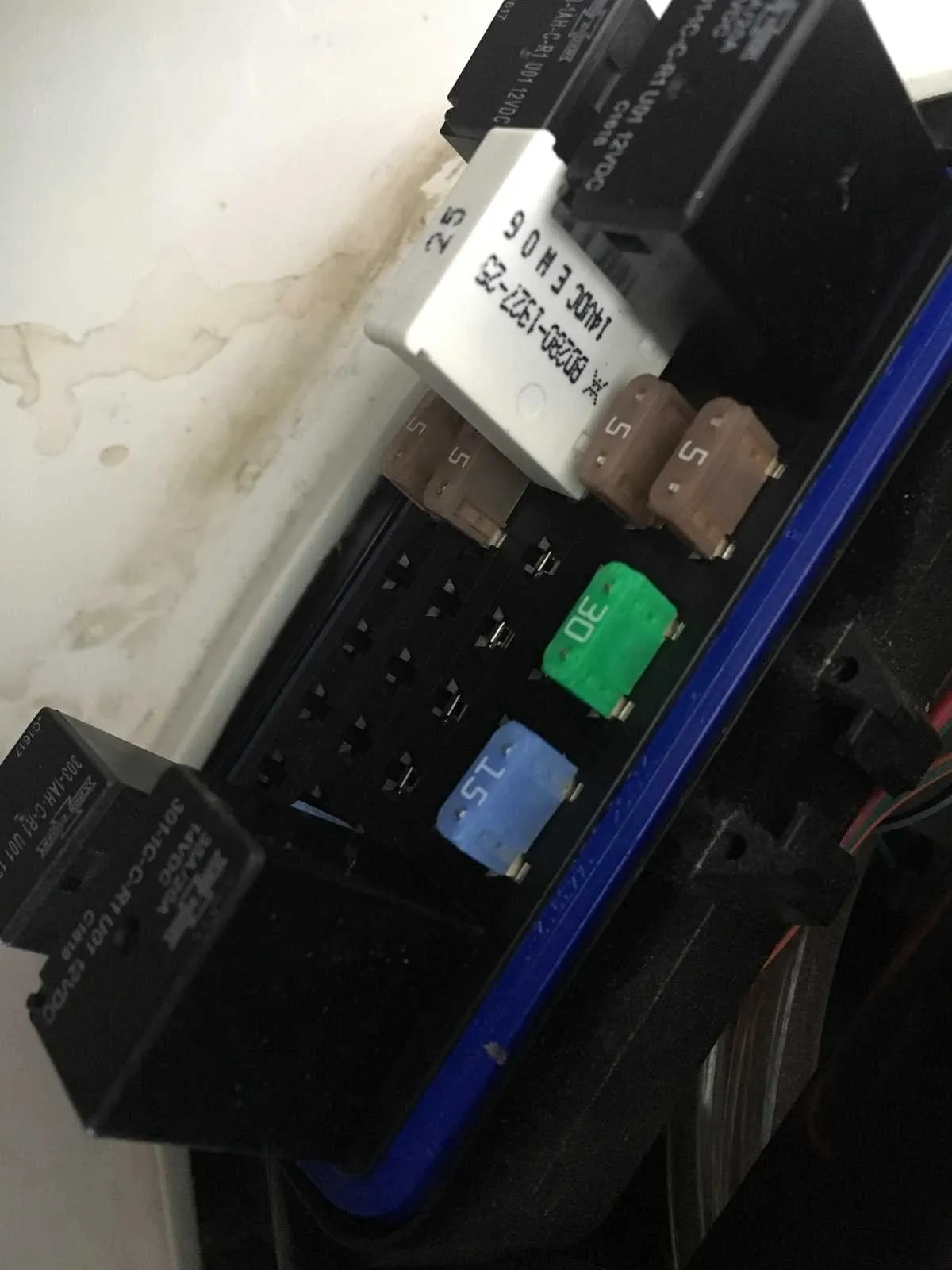 can am outlander fuse box diagram